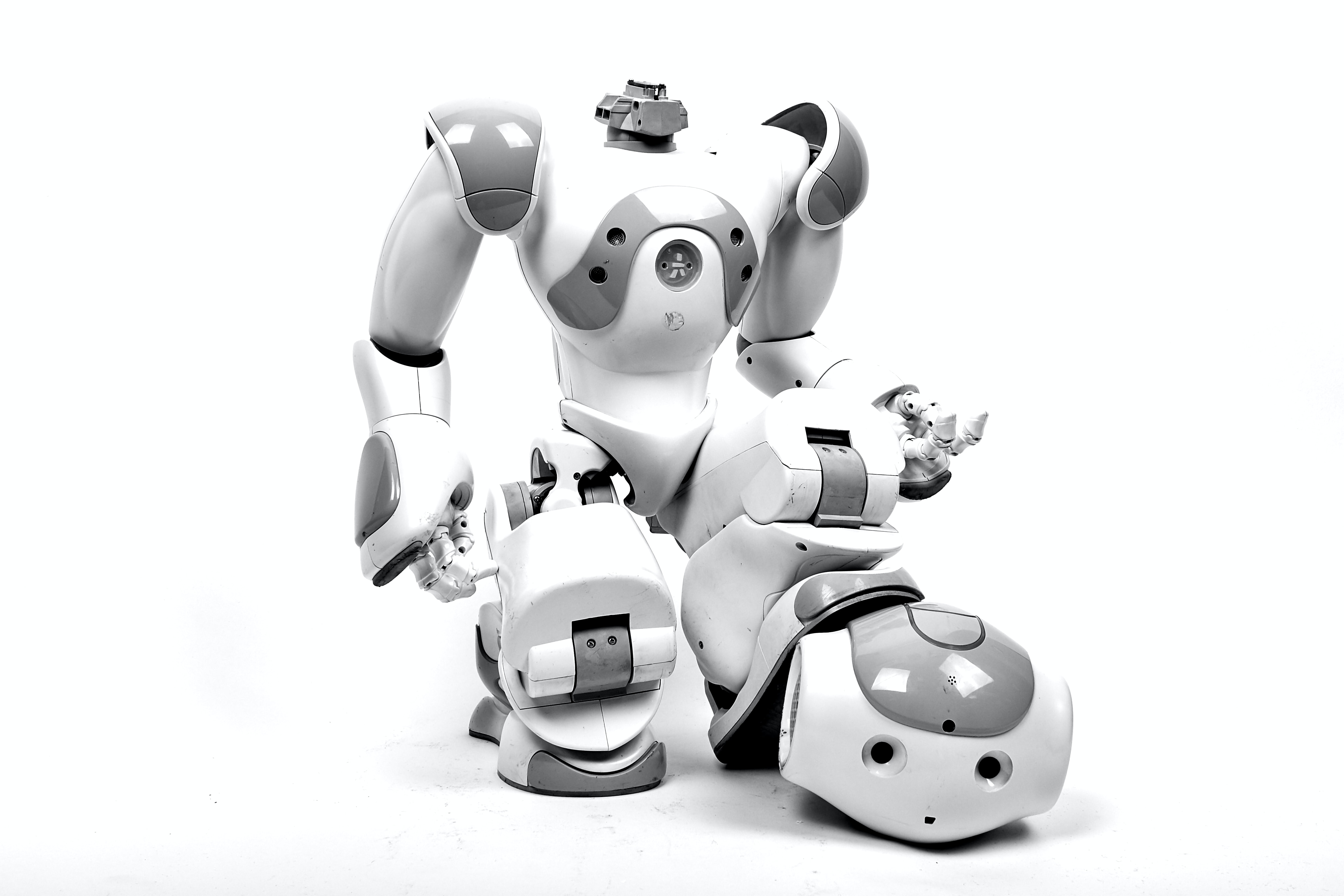 Image of Robot Missing its Head